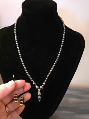 Hematite Bead Pendant Necklace with Matching Earrings - Black